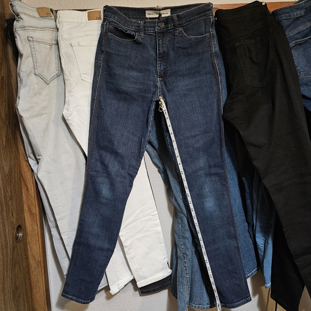 GAP True Skinny High-Rise 28L
